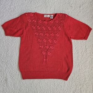 Vintage Worthington  Sweater Red With Patterns On It Which Have Flowers Size M